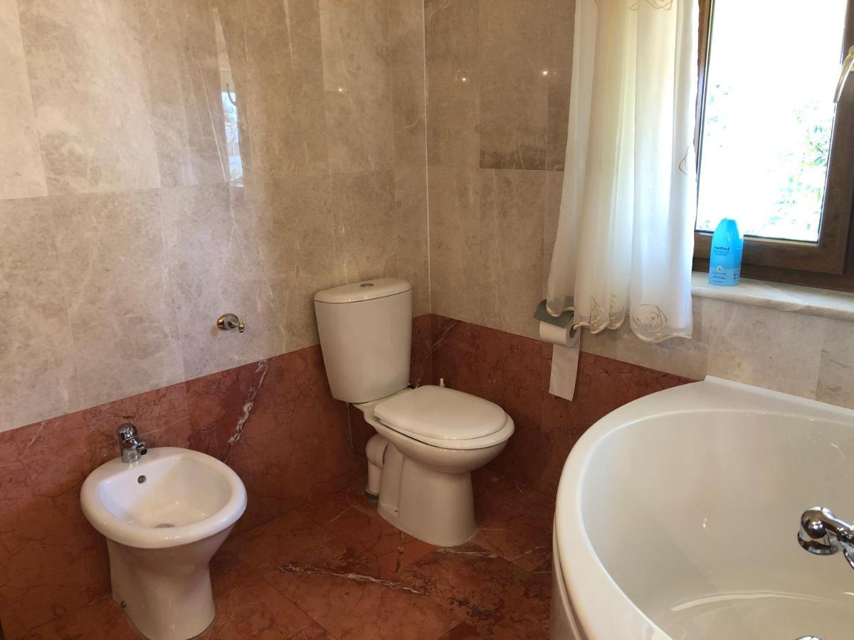 Villa Natalia Aya Napa Dış mekan fotoğraf